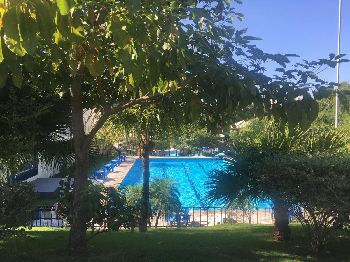 Hotel Golden Dolphin Express - Aguas Termais 24H Caldas Novas Exteriör bild